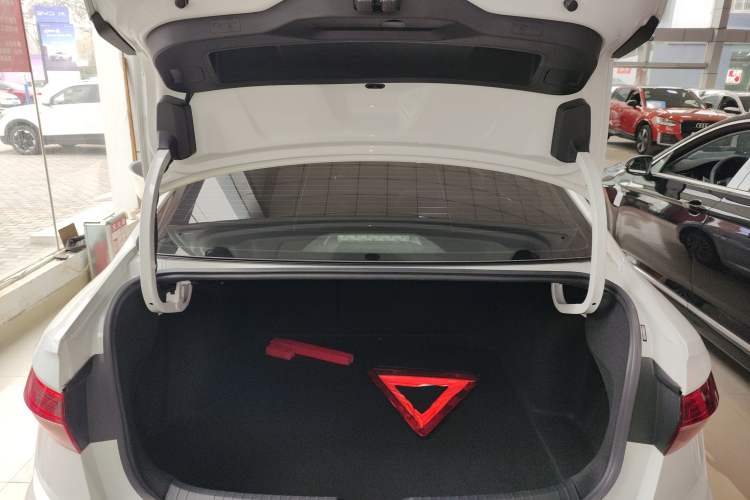 Used Volkswagen Sagitar 2021 280TSI DSG Comfort Connect Edition Trunk