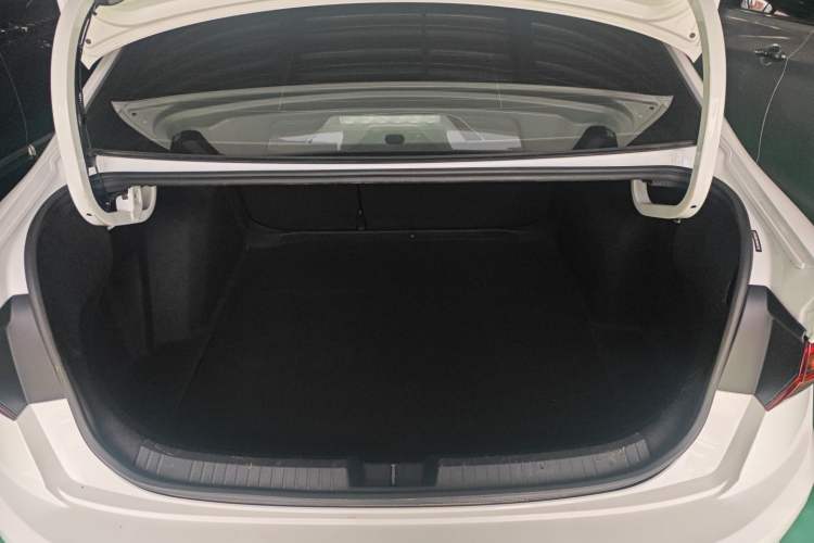 Used Volkswagen Sagitar 2021 280TSI DSG Comfort Connect Edition Trunk