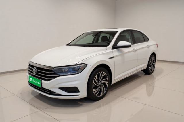 Ojetý Volkswagen Sagitar 2021 280TSI DSG 30th Anniversary Edition