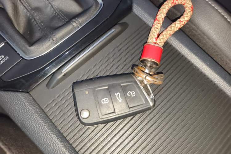 Used Volkswagen Sagitar 2021 200TSI DSG Excellence Edition Vehicle Key