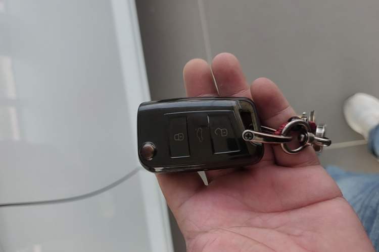Used Volkswagen Sagitar 2021 280TSI DSG Comfort Connect Edition Vehicle Key