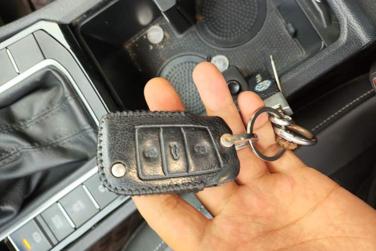 Used Volkswagen Sagitar 2021 280TSI DSG Comfort Connect Edition Vehicle Key