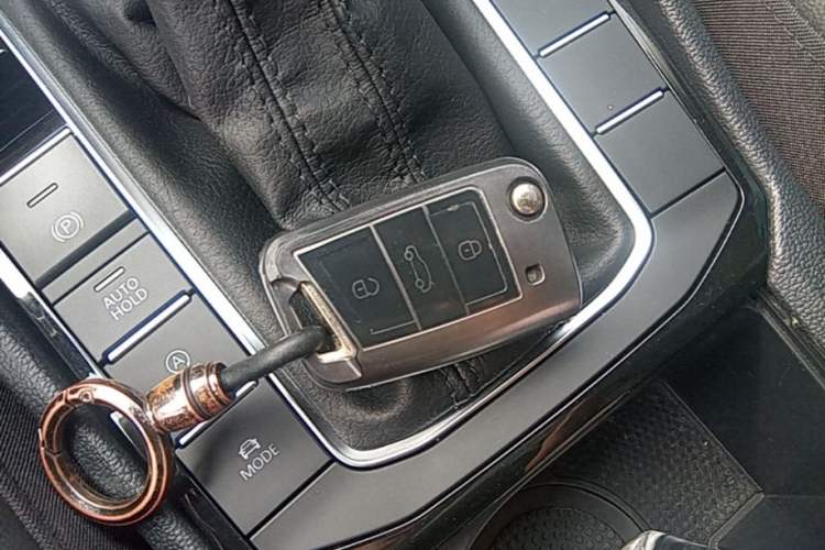 Used Volkswagen Sagitar 2021 280TSI DSG Comfort Connect Edition Vehicle Key