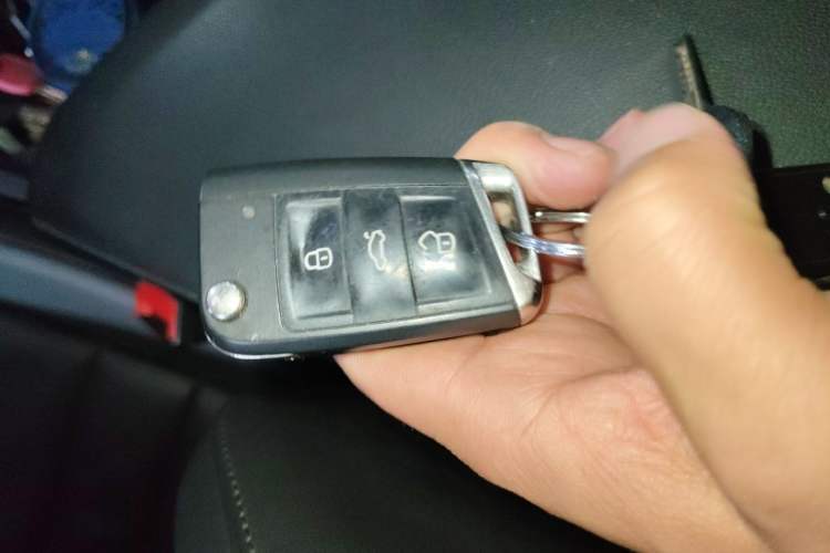 Used Volkswagen Sagitar 2021 280TSI DSG Comfort Connect Edition Vehicle Key