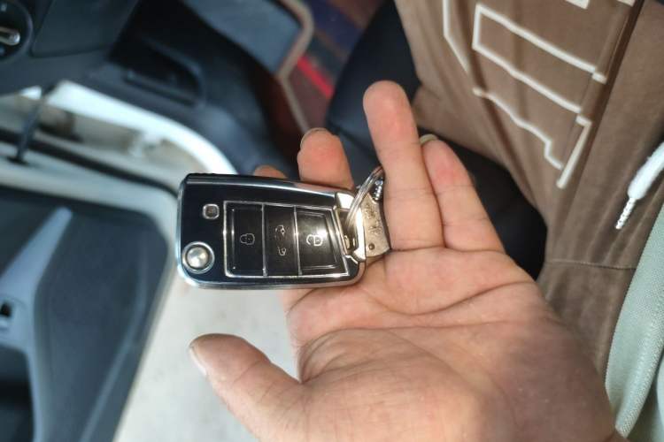 Used Volkswagen Sagitar 2021 280TSI DSG Comfort Connect Edition Vehicle Key