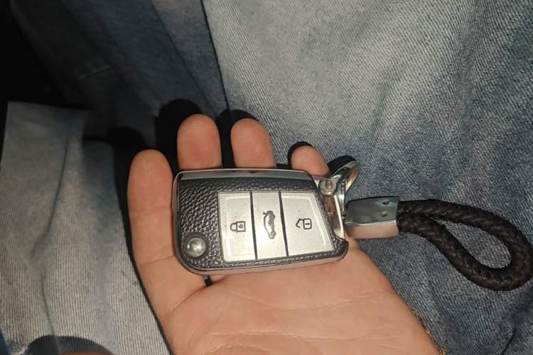 Used Volkswagen Sagitar 2021 200TSI DSG Comfort Connect Edition Vehicle Key