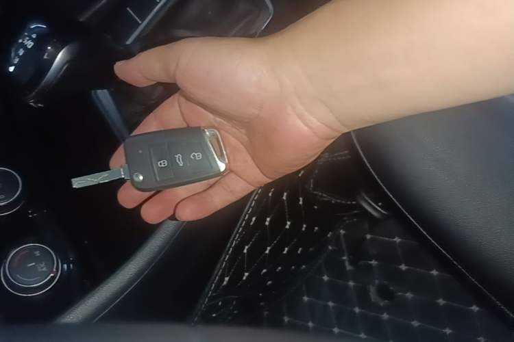 Used Volkswagen Sagitar 2021 200TSI DSG Comfort Connect Edition Vehicle Key