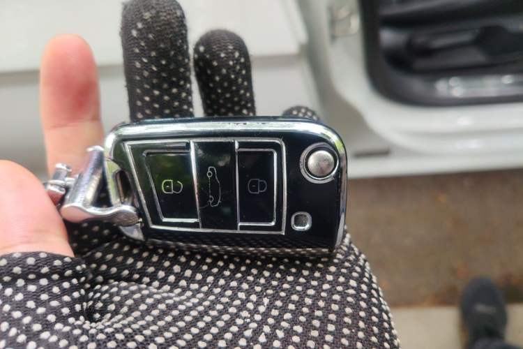 Used Volkswagen Sagitar 2021 280TSI DSG Excellence Edition Vehicle Key