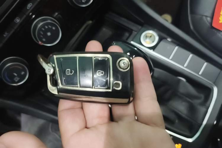 Used Volkswagen Sagitar 2021 280TSI DSG Excellence Edition Vehicle Key