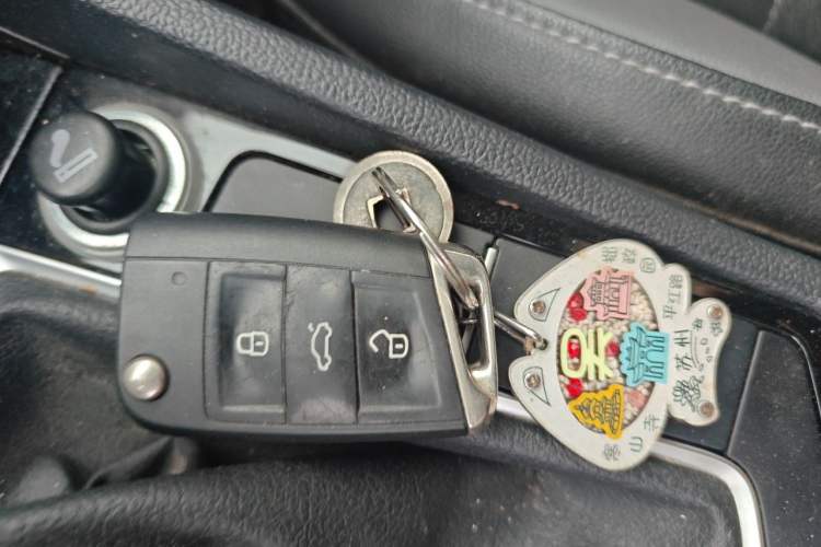 Used Volkswagen Sagitar 2021 280TSI DSG Comfort Connect Edition Vehicle Key