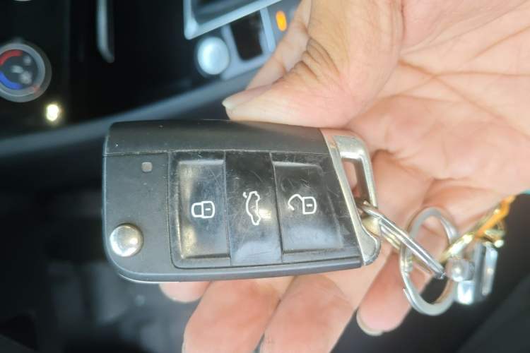 Used Volkswagen Sagitar 2021 280TSI DSG Comfort Connect Edition Vehicle Key