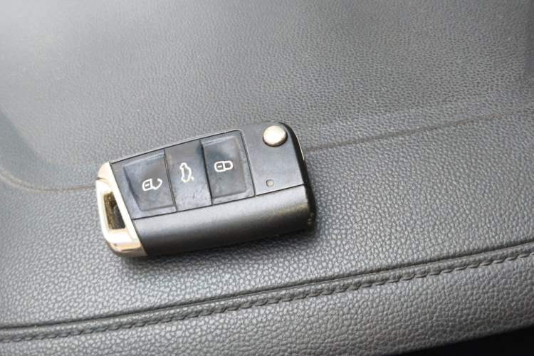 Used Volkswagen Sagitar 2021 280TSI DSG Comfort Connect Edition Vehicle Key