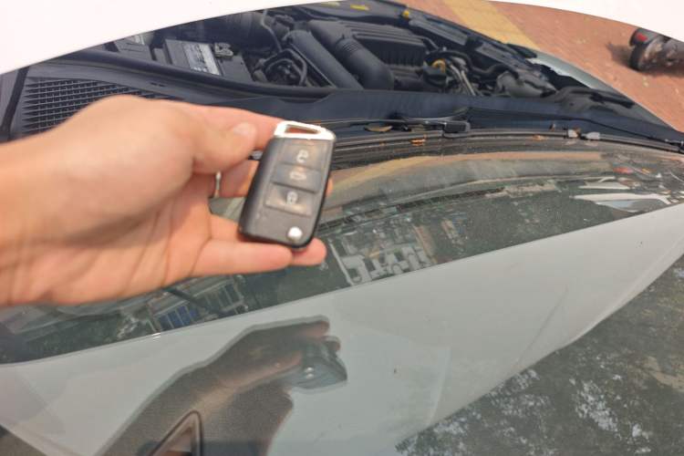 Used Volkswagen Sagitar 2021 280TSI DSG Comfort Connect Edition Vehicle Key