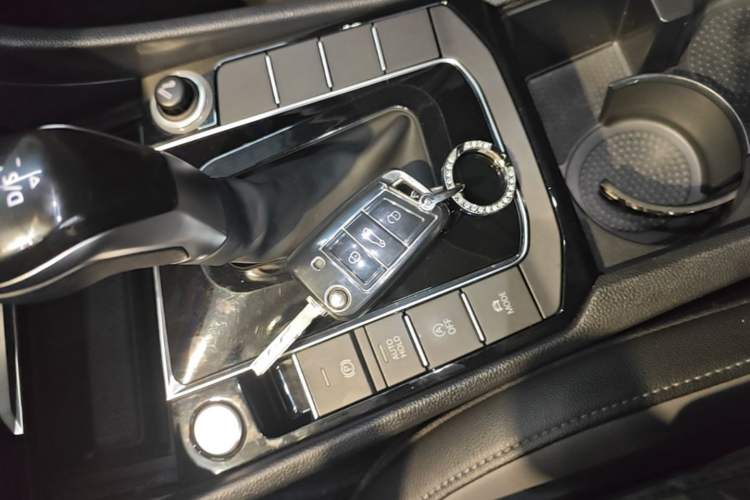 Used Volkswagen Sagitar 2021 280TSI DSG Comfort Connect Edition Vehicle Key