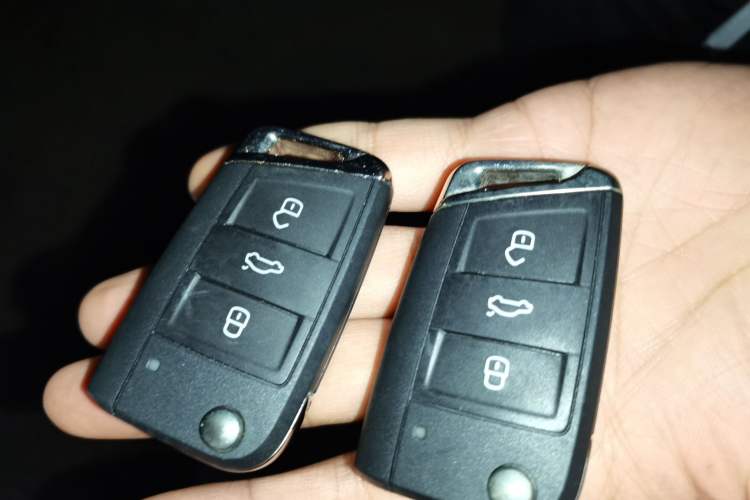 Used Volkswagen Sagitar 2021 280TSI DSG Comfort Connect Edition Vehicle Key