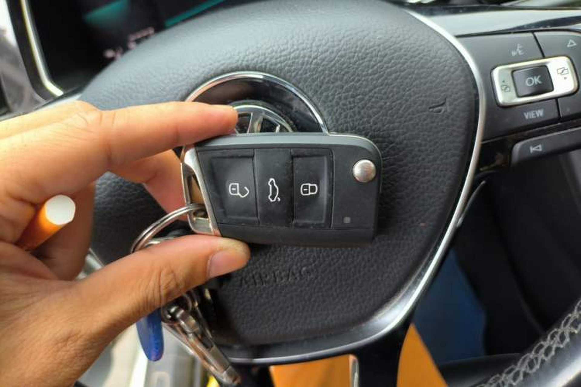 Used Volkswagen Sagitar 2021 280TSI DSG Excellence Edition Vehicle Key