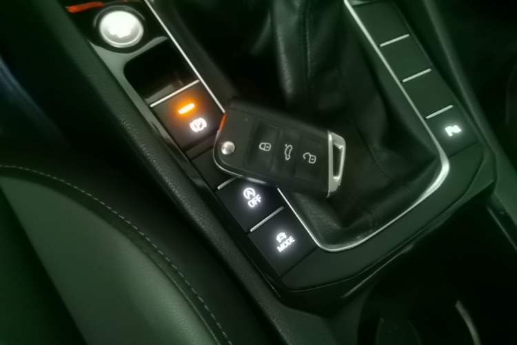 Used Volkswagen Sagitar 2021 280TSI DSG Excellence Edition Vehicle Key