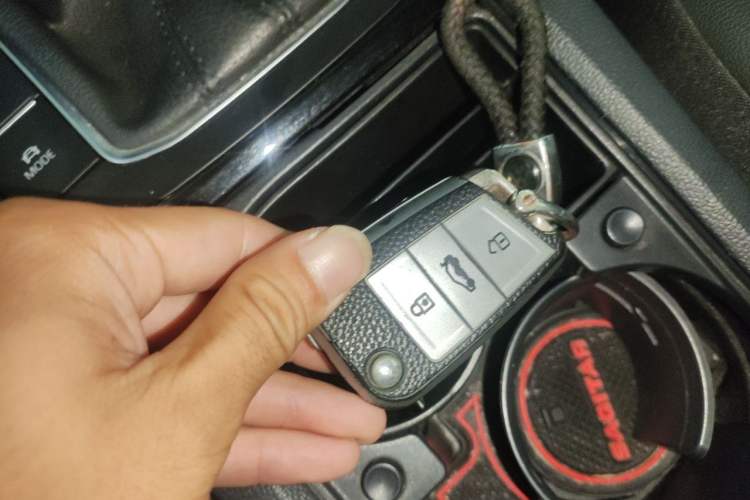 Used Volkswagen Sagitar 2021 200TSI DSG Comfort Connect Edition Vehicle Key