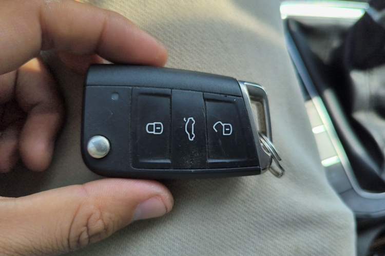 Used Volkswagen Sagitar 2021 280TSI DSG Comfort Connect Edition Vehicle Key