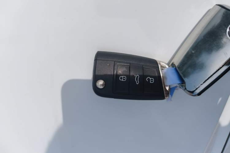 Used Volkswagen Sagitar 2021 280TSI DSG Comfort Connect Edition Vehicle Key