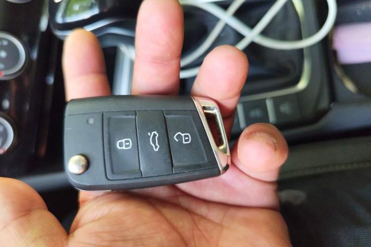 Used Volkswagen Sagitar 2021 280TSI DSG 30th Anniversary Edition Vehicle Key