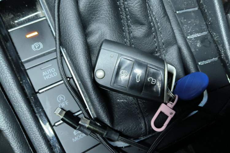 Used Volkswagen Sagitar 2021 280TSI DSG Comfort Connect Edition Vehicle Key