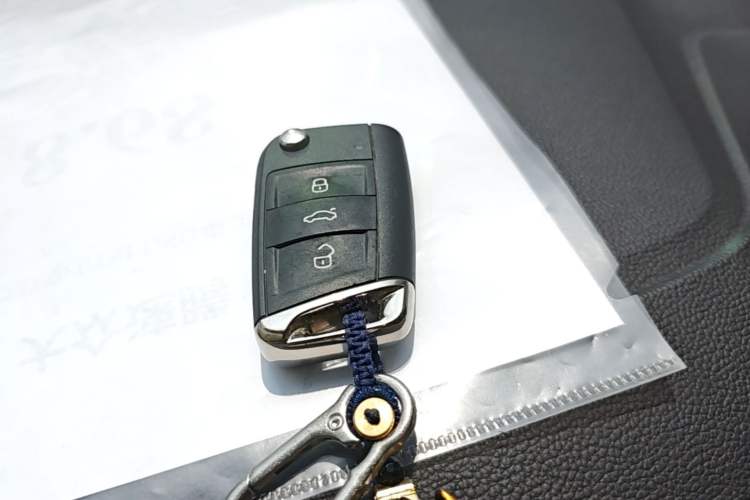Used Volkswagen Sagitar 2021 280TSI DSG Excellence Edition Vehicle Key