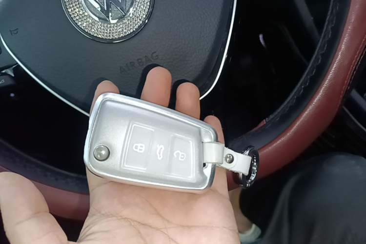 Used Volkswagen Sagitar 2021 200TSI DSG Excellence Edition Vehicle Key