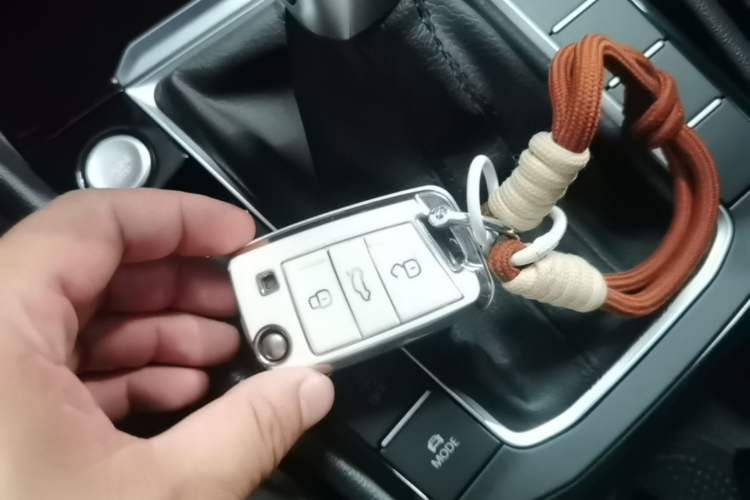 Used Volkswagen Sagitar 2021 200TSI DSG Excellence Edition Vehicle Key