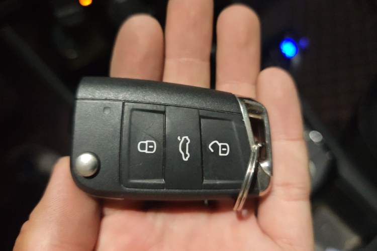 Used Volkswagen Sagitar 2021 200TSI DSG Comfort Connect Edition Vehicle Key