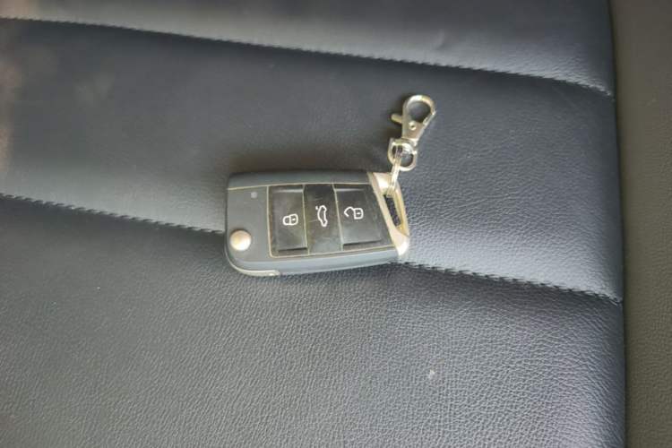 Used Volkswagen Sagitar 2021 280TSI DSG Comfort Connect Edition Vehicle Key