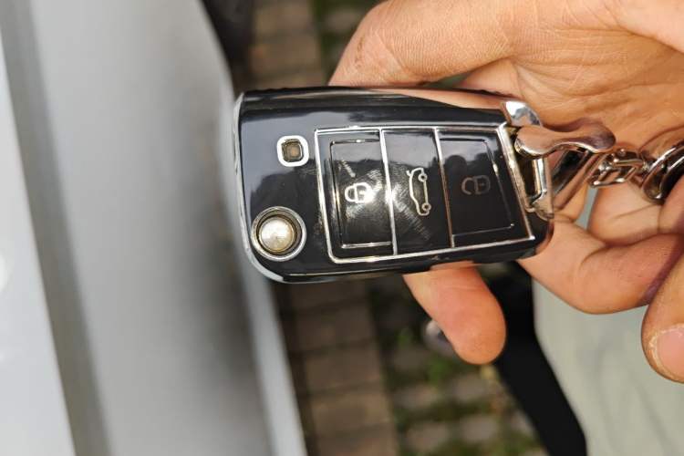 Used Volkswagen Sagitar 2021 280TSI DSG 30th Anniversary Edition Vehicle Key