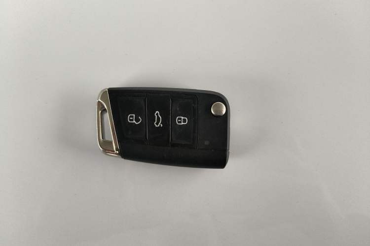 Used Volkswagen Sagitar 2021 280TSI DSG Luxury Smart Connectivity Edition Vehicle Key
