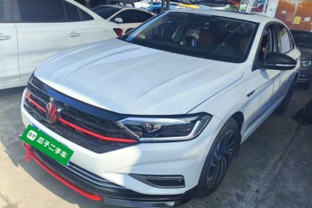 Używany Volkswagen Sagitar 2021 280TSI DSG 30th Anniversary Edition