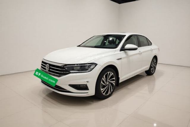 Volkswagen Sagitar 2021 280TSI DSG Excellence Edition مستعملة