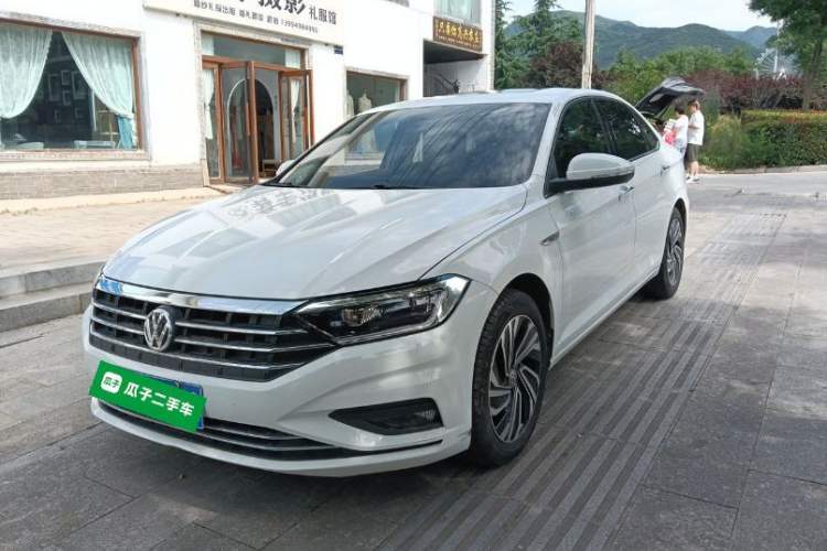 Used Volkswagen Sagitar 2021 280TSI DSG 30th Anniversary Edition Guazi used car, China used car export, Used car for sale, Used  cars, Cheapest cars for sale