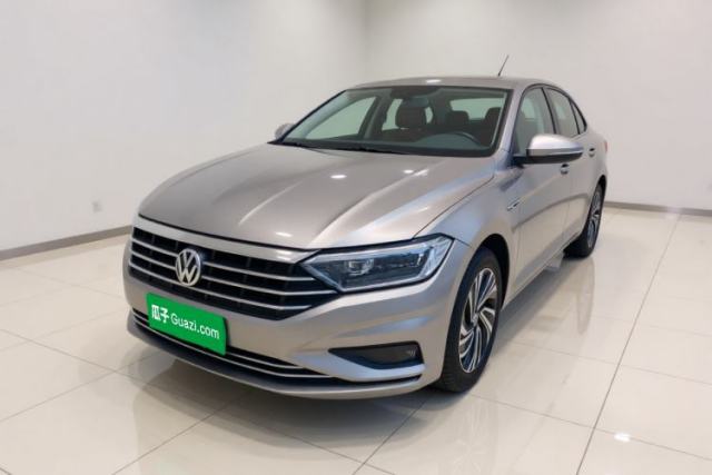 Volkswagen Sagitar 2021 200TSI DSG Excellence Edition مستعملة