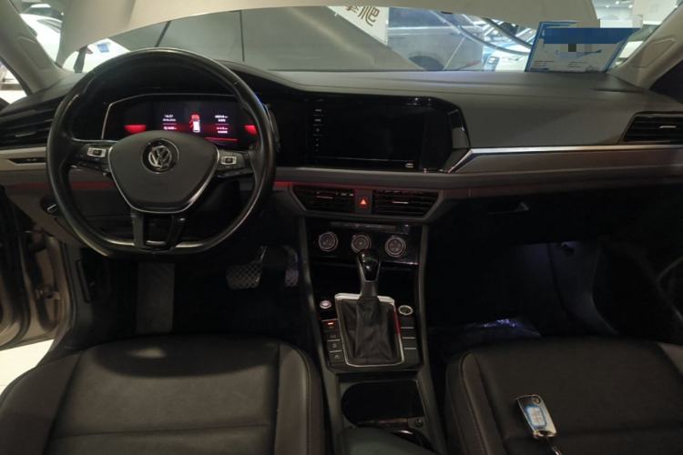 Used Volkswagen Sagitar 2021 280TSI DSG Excellence Edition Center Console