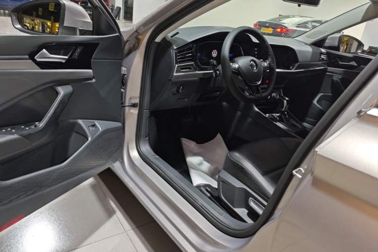 Used Volkswagen Sagitar 2021 280TSI DSG Comfort Connect Edition Driver Seat