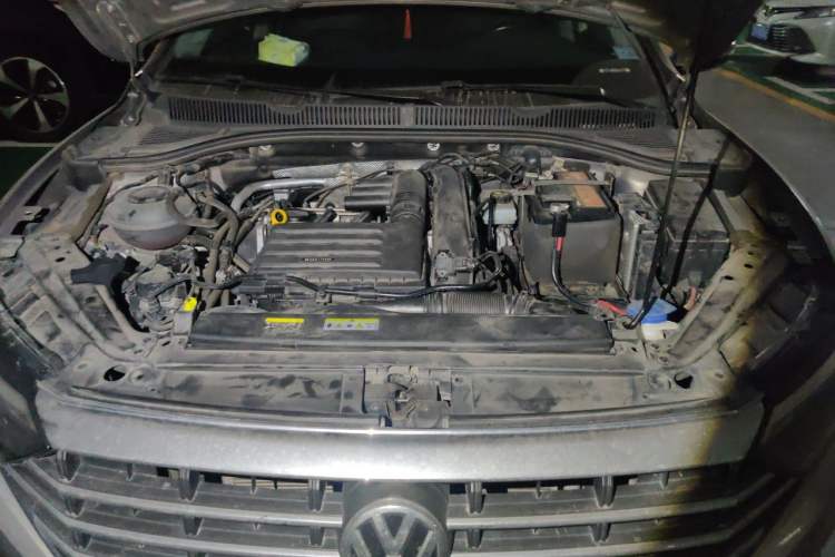 Used Volkswagen Sagitar 2021 280TSI DSG 30th Anniversary Edition Engine Bay