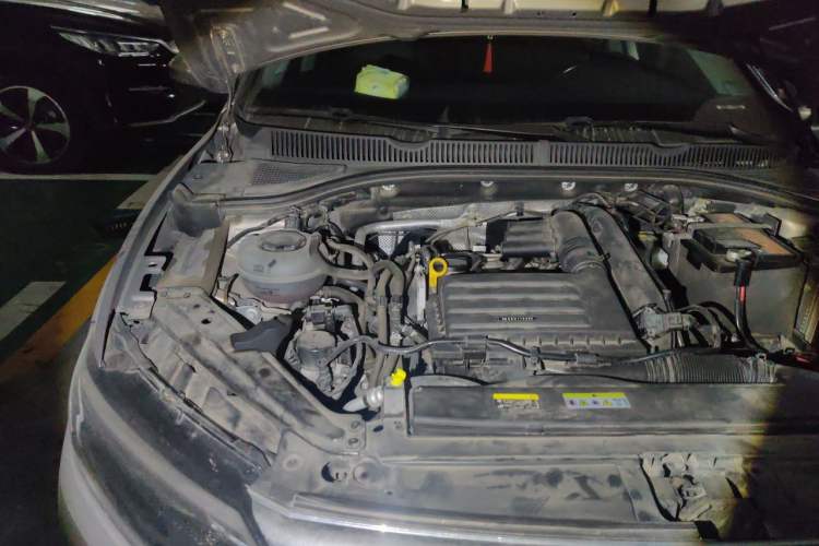 Used Volkswagen Sagitar 2021 280TSI DSG 30th Anniversary Edition Engine Bay Right
