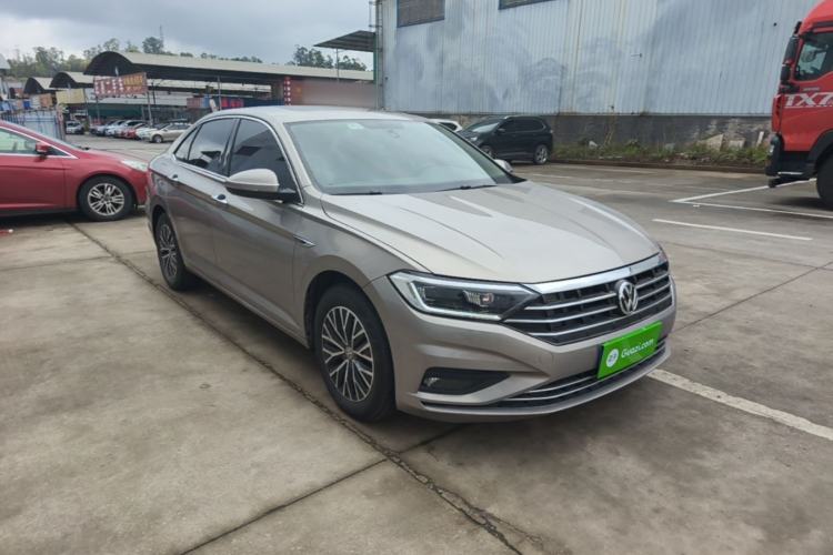 Used Volkswagen Sagitar 2021 280TSI DSG Comfort Connect Edition Front Right 45 Deg
