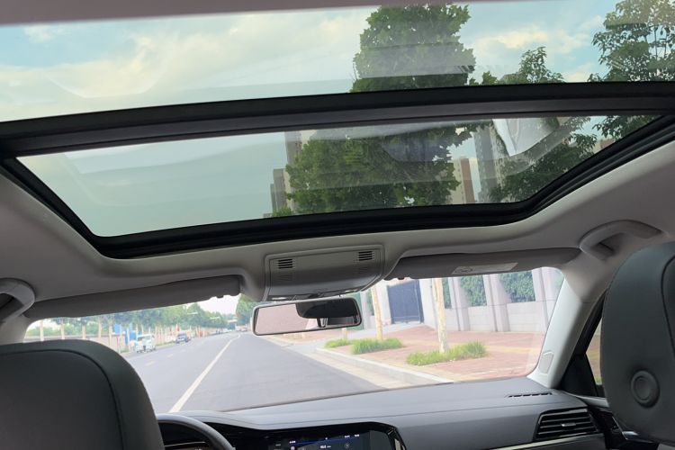 Used Volkswagen Sagitar 2021 280TSI DSG Comfort Connect Edition Headliner