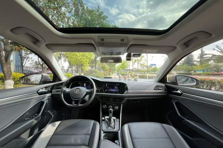 Used Volkswagen Sagitar 2021 280TSI DSG Excellence Edition Interior 1