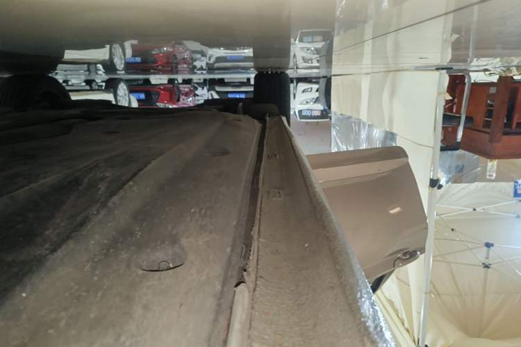 Used Volkswagen Sagitar 2021 280TSI DSG Excellence Edition Right Side Sill