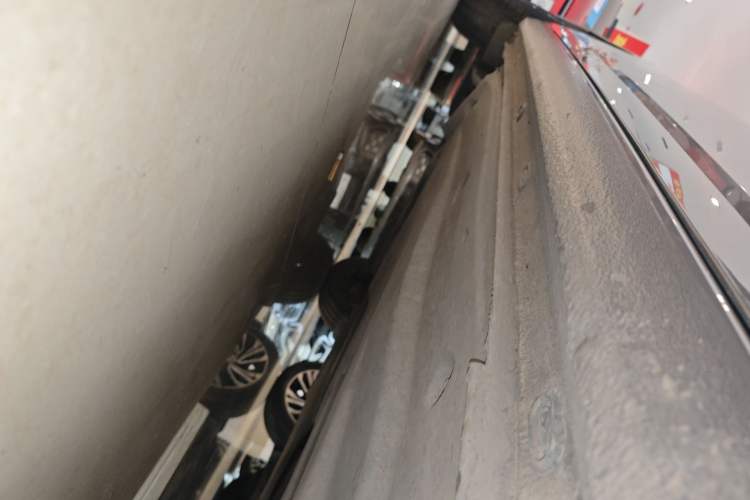 Used Volkswagen Sagitar 2021 280TSI DSG Comfort Connect Edition Right Side Sill