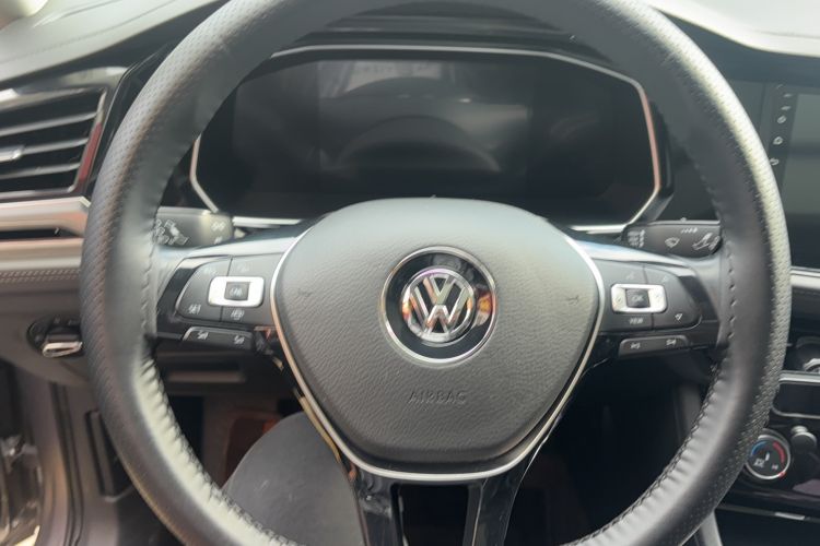 Used Volkswagen Sagitar 2021 280TSI DSG Comfort Connect Edition Steering Wheel