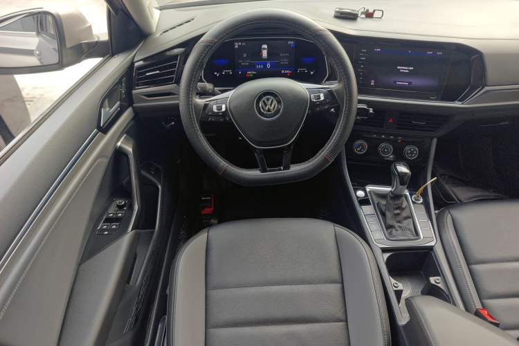 Used Volkswagen Sagitar 2021 200TSI DSG Excellence Edition Steering Wheel