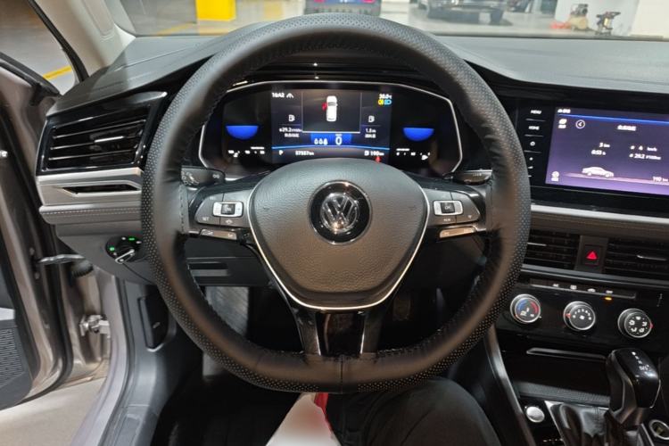 Used Volkswagen Sagitar 2021 280TSI DSG Comfort Connect Edition Steering Wheel