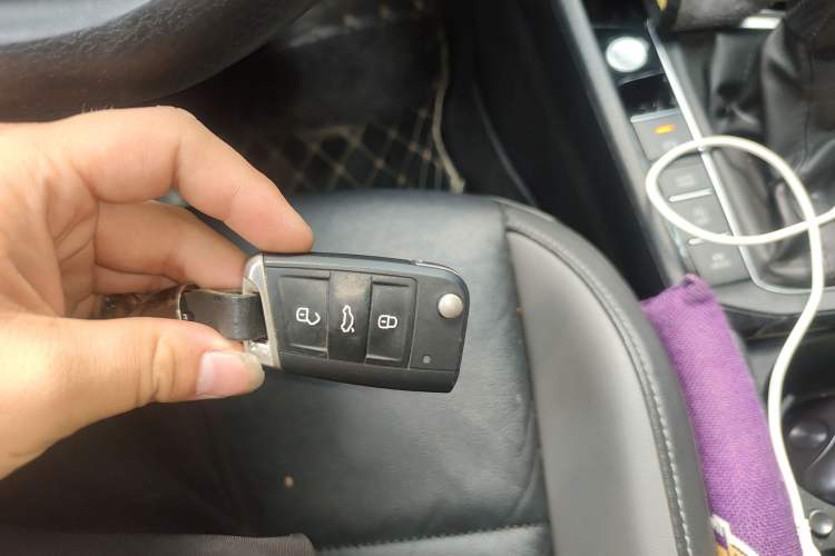 Used Volkswagen Sagitar 2021 280TSI DSG Comfort Connect Edition Vehicle Key
